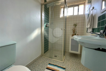 Apartamento à venda com 3 quartos, sendo 1 suíte,  em Vila Mariana, São Paulo, SP