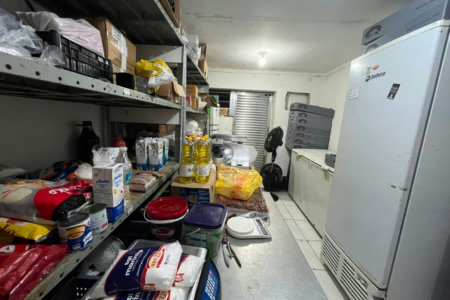 Ponto comercial à venda por R$ 350.000 - Barra Funda - Guarujá/SP