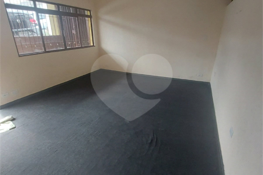 Casa Térrea à venda com 3 quartos, sendo 1 suíte,  em Horto, São Paulo, SP