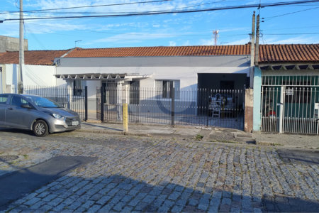 Casa à venda com 5 quartos, sendo 2 suítes,  em Jardim Santa Carolina, Mogi das Cruzes, SP