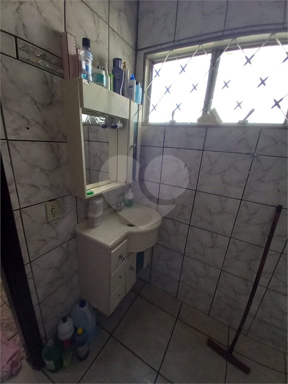 Sobrado com 3 dormitórios.