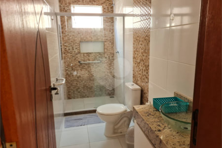 Casa à venda com 3 quartos, sendo 1 suíte, em Peró, Cabo Frio, RJ