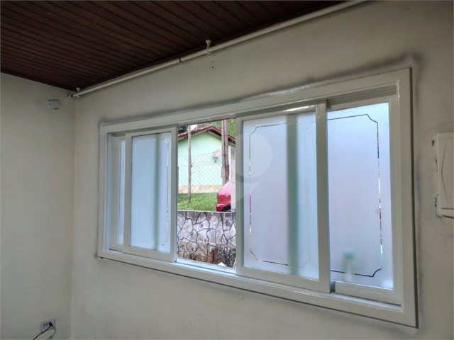 Casa à venda com 3 quartos, sendo 1 suíte,  em Roseira, Mairiporã, SP