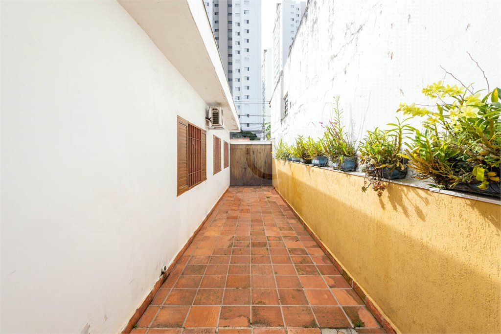 Sobrado à venda com 4 quartos, sendo 1 suíte,  em Vila Cruzeiro, São Paulo, SP