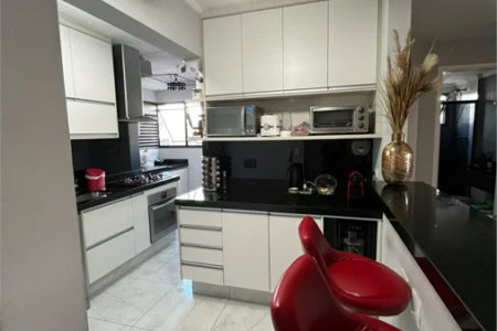 Apartamento à venda com 3 quartos, sendo 1 suíte, em Vila Hamburguesa, São Paulo, SP