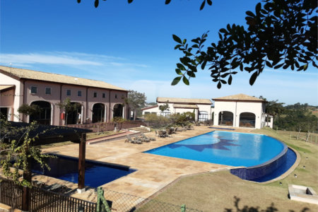 Terreno à venda no condomínio Residencial Campo de Toscana, Vinhedo - SP