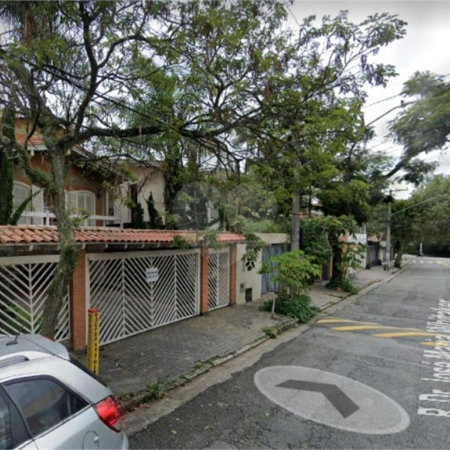 Terreno à venda com 20 quartos, sendo 10 suítes,  em Vila Sônia, São Paulo, SP