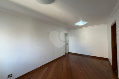 Apartamento à venda com 3 quartos, sendo 1 suíte, em Santana, São Paulo, SP