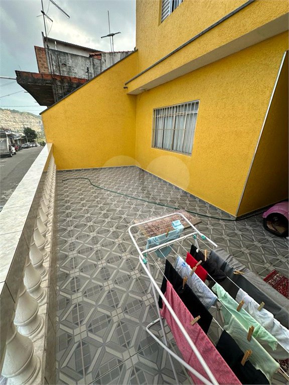Sobrado à venda com 3 quartos, sendo 1 suíte, em Perus, São Paulo, SP