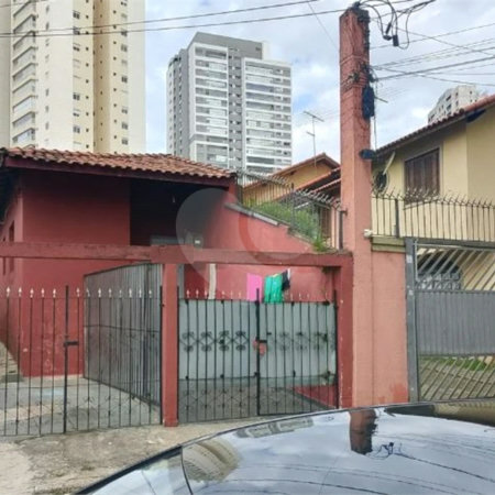 Sobrado à venda com 3 quartos, sendo 1 suíte,  em Vila Firmiano Pinto, São Paulo, SP