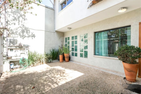 Casa de Vila à venda com 3 quartos, sendo 1 suíte, em Campo Belo, São Paulo, SP