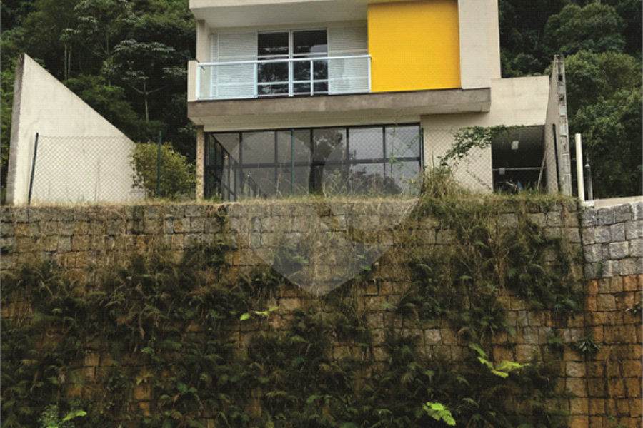 Casa à venda com 3 suítes no condomínio Parque Itaguaçu Cantareira, São Paulo - SP