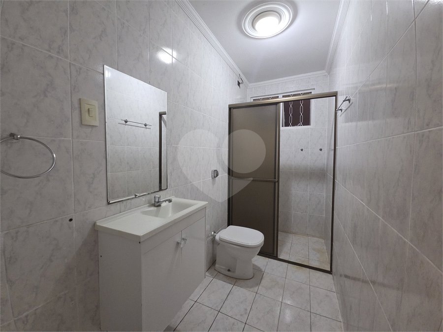 Casa à venda com 3 quartos, sendo 1 suíte, no condomínio Parque das Árvores, Sorocaba - SP