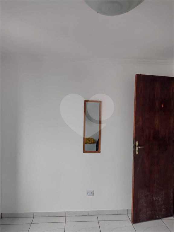 Apartamento à venda com 2 quartos em Jardim do Castelo, Ferraz de Vasconcelos, SP