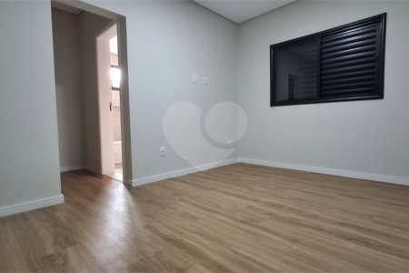 Casa à venda com 3 quartos, sendo 1 suíte,  no condomínio Reserva Ipanema, Sorocaba - SP