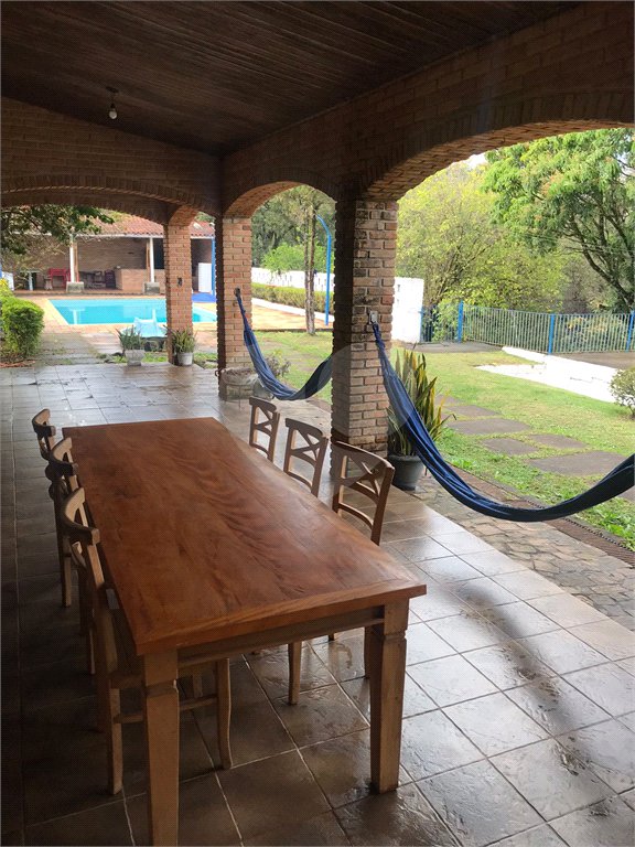 Casa à venda ou para alugar com 4 quartos, sendo 1 suíte, em Chácaras Leão, Votorantim, SP