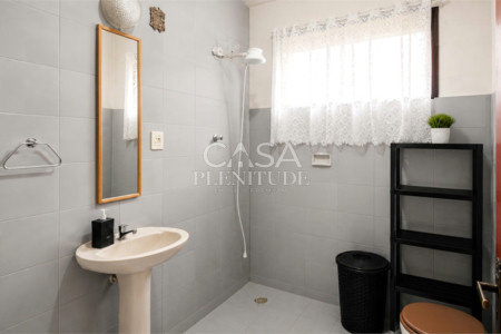 Casa à venda com 2 quartos em Vila Carvalho, Sorocaba, SP