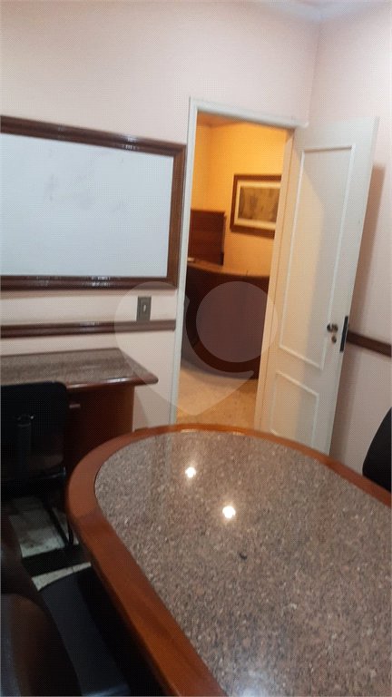 Sala à venda ou para alugar no Centro, São Paulo, SP