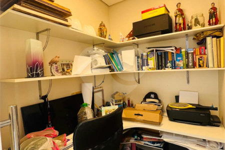 Apartamento à venda com 3 quartos, sendo 1 suíte, em Alto da Boa Vista, São Paulo, SP
