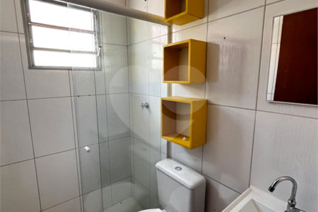Casa à venda com 2 quartos, sendo 1 suíte, em Therezinha Piedade, Itapetininga, SP