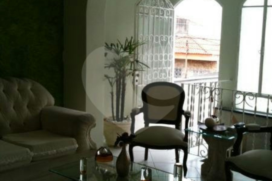 Sobrado à venda ou para alugar com 3 quartos, sendo 2 suítes, em Santana, São Paulo, SP