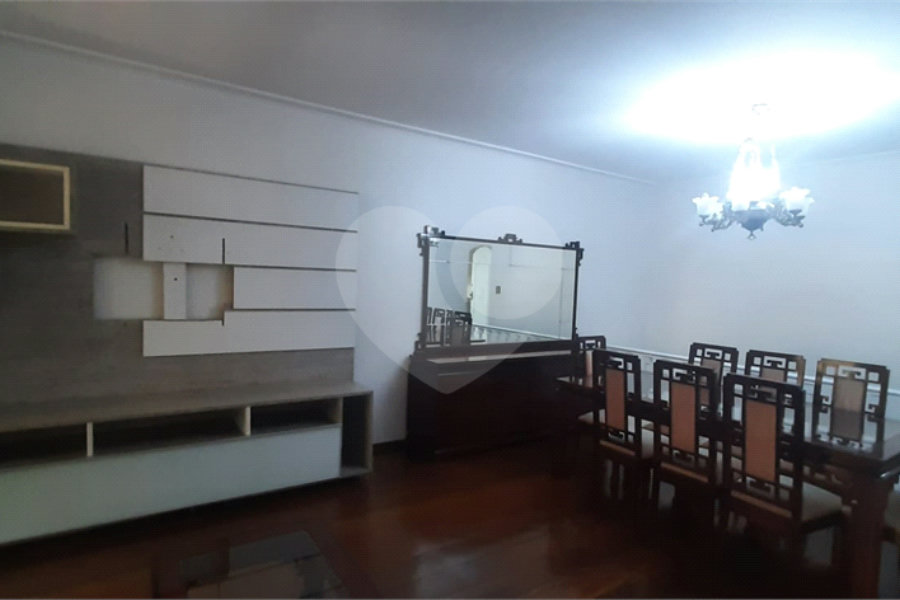 Sobrado à venda com 4 quartos, sendo 2 suítes, em Jardim França, São Paulo, SP