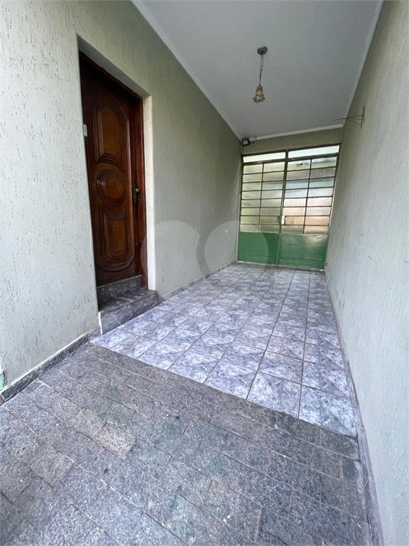 Sobrado à venda com 5 quartos, sendo 1 suíte,  em Vila Gustavo, São Paulo, SP