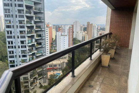 Apartamento à venda com 4 suítes em Vila Suzana, São Paulo, SP