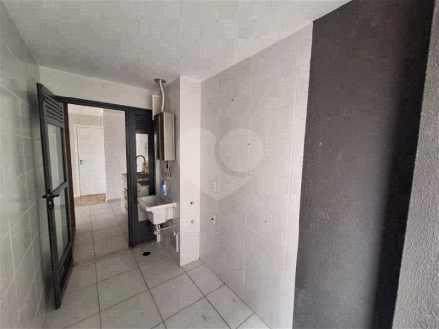 Apartamento à venda com 2 quartos, sendo 1 suíte,  em Vila Esperança, São Paulo, SP