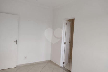 Apartamento à venda com 2 quartos, sendo 1 suíte, em Pinheirinho, Vinhedo, SP