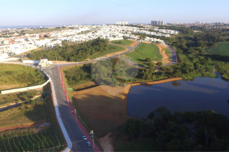 Terreno à venda no condomínio Jardim Residencial Helena Maria, Sorocaba - SP