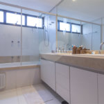 Apartamento à venda com 4 quartos, sendo 3 suítes, em Campo Belo, São Paulo, SP