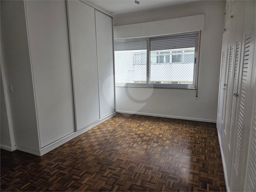 Apartamento à venda com 2 suítes em Cerqueira César, São Paulo, SP