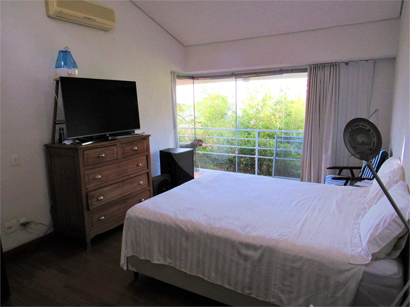 Casa à venda com 3 quartos, sendo 1 suíte, em Guarapiranga, São Paulo, SP