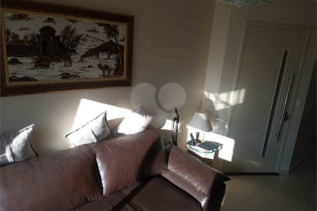 Apartamento à venda com 3 quartos, sendo 1 suíte,  em Saúde, São Paulo, SP