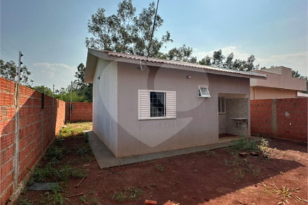 Casa à venda com 2 quartos em Residencial Solaris, Ponta Porã, MS