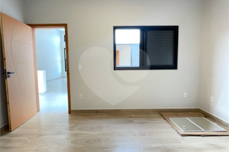 Casa à venda com 3 quartos, sendo 1 suíte, no condomínio Horto Florestal Iii, Sorocaba - SP