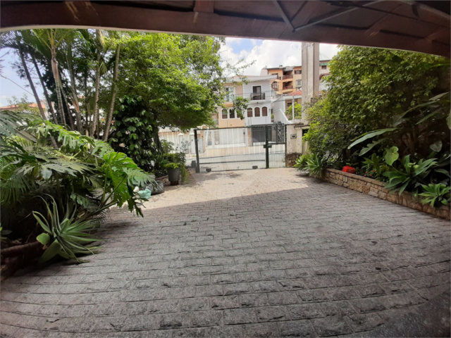 Sobrado à venda com 4 quartos, sendo 2 suítes,  em Jardim Franca, São Paulo, SP