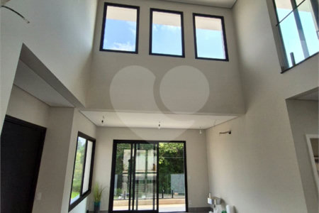 Casa à venda com 3 suítes no condomínio Terras de São Francisco, Vinhedo - SP