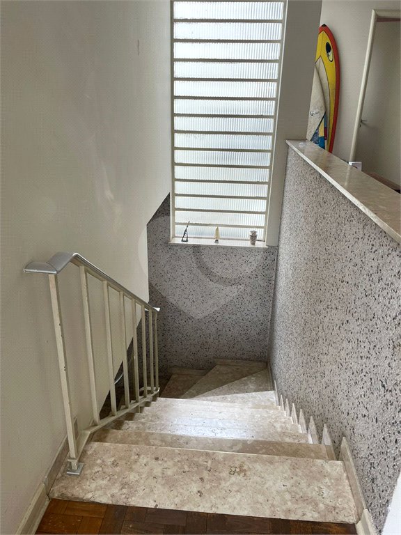 Sobrado à venda com 5 quartos, sendo 2 suítes, em Vila Cordeiro, São Paulo, SP