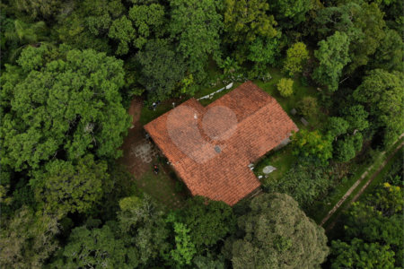Sítio à venda com 3 quartos, sendo 1 suíte, em Bairro do Cambará, São Roque, SP