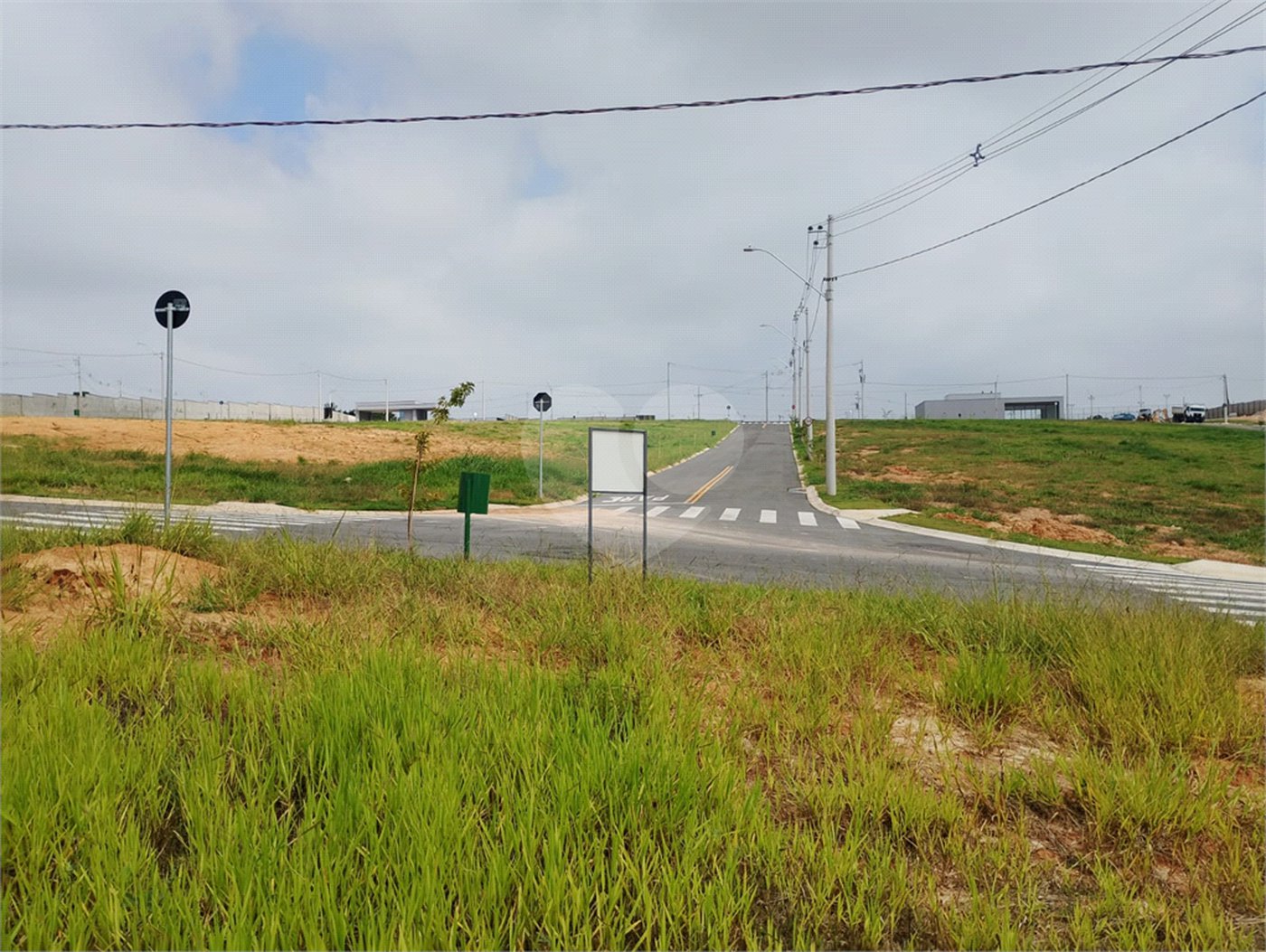 Terreno à venda no condomínio Residencial Jardim Belmonte, Indaiatuba - SP