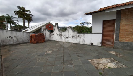 Casa à venda com 4 quartos, sendo 3 suítes,  no condomínio Rancho Dirce, Sorocaba - SP