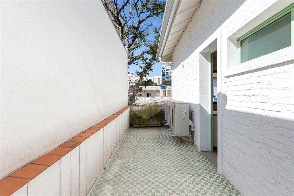 Casa de Vila à venda com 4 quartos, sendo 2 suítes, em Perdizes, São Paulo, SP