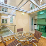 Casa à venda com 4 quartos, sendo 2 suítes,  no condomínio Floradas da Serra, São Paulo - SP