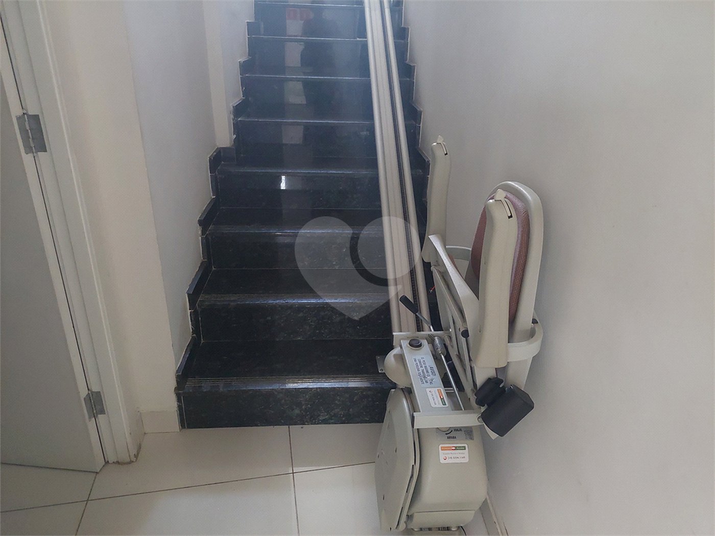 Salão para alugar no Centro, Mairiporã, SP