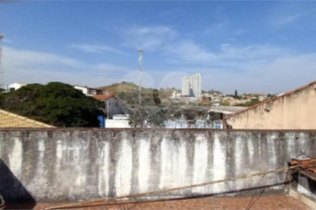 Casa à venda com 3 quartos, sendo 1 suíte, em Vila Barcelona, Sorocaba, SP