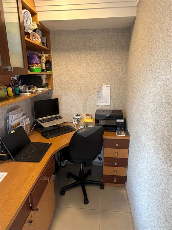 Apartamento à venda com 3 quartos, sendo 1 suíte,  em Vila Regente Feijó, São Paulo, SP