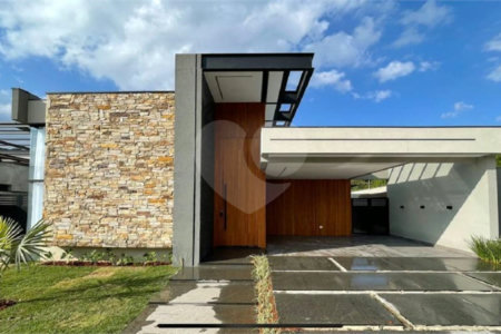 Casa à venda com 3 suítes no condomínio Residencial Granville, Atibaia - SP