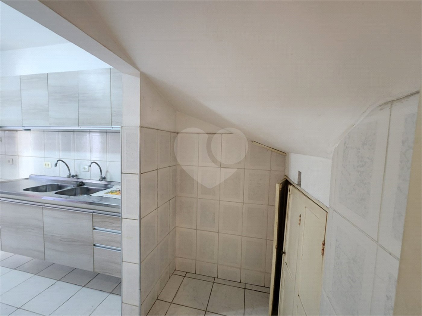 Sobrado à venda com 3 quartos em Indianópolis, São Paulo, SP